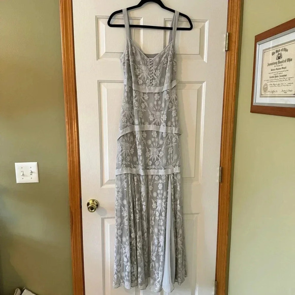 Elizabeth and James Lise Tiered Silk Maxi Dress - Picture 4 of 12